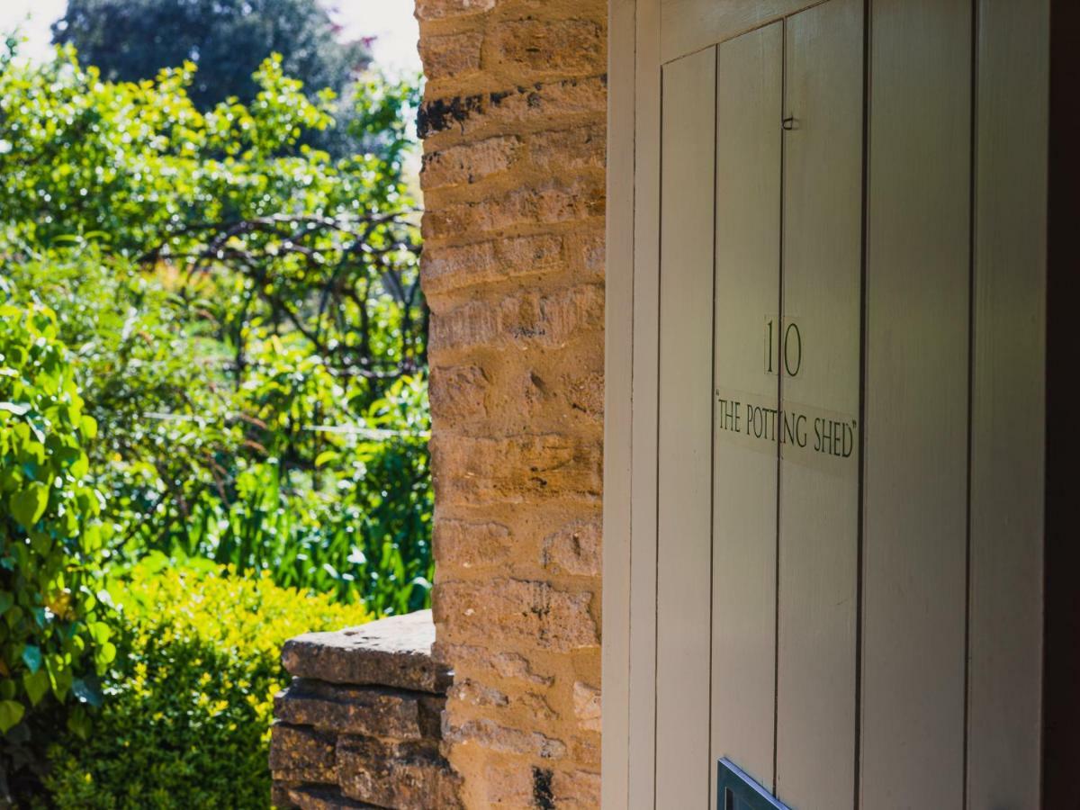 Отель Barnsley House Ampney Crucis Экстерьер фото